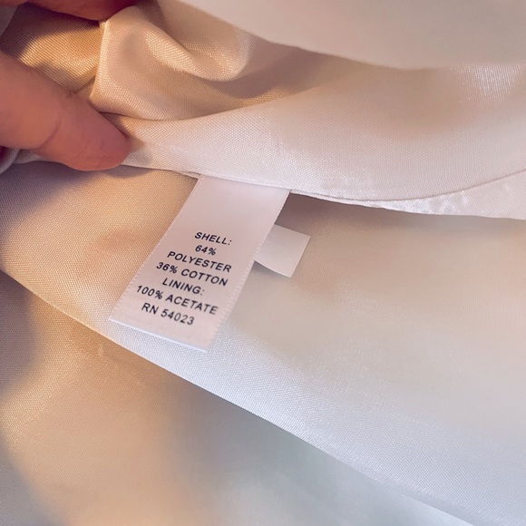 Banana Republic - cream, pleated, belted pencil skirt. Size: US 4 - Picture 8 of 8